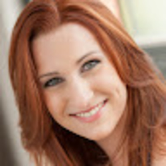 Meet your Posher, Claire - Picture 1 of 3